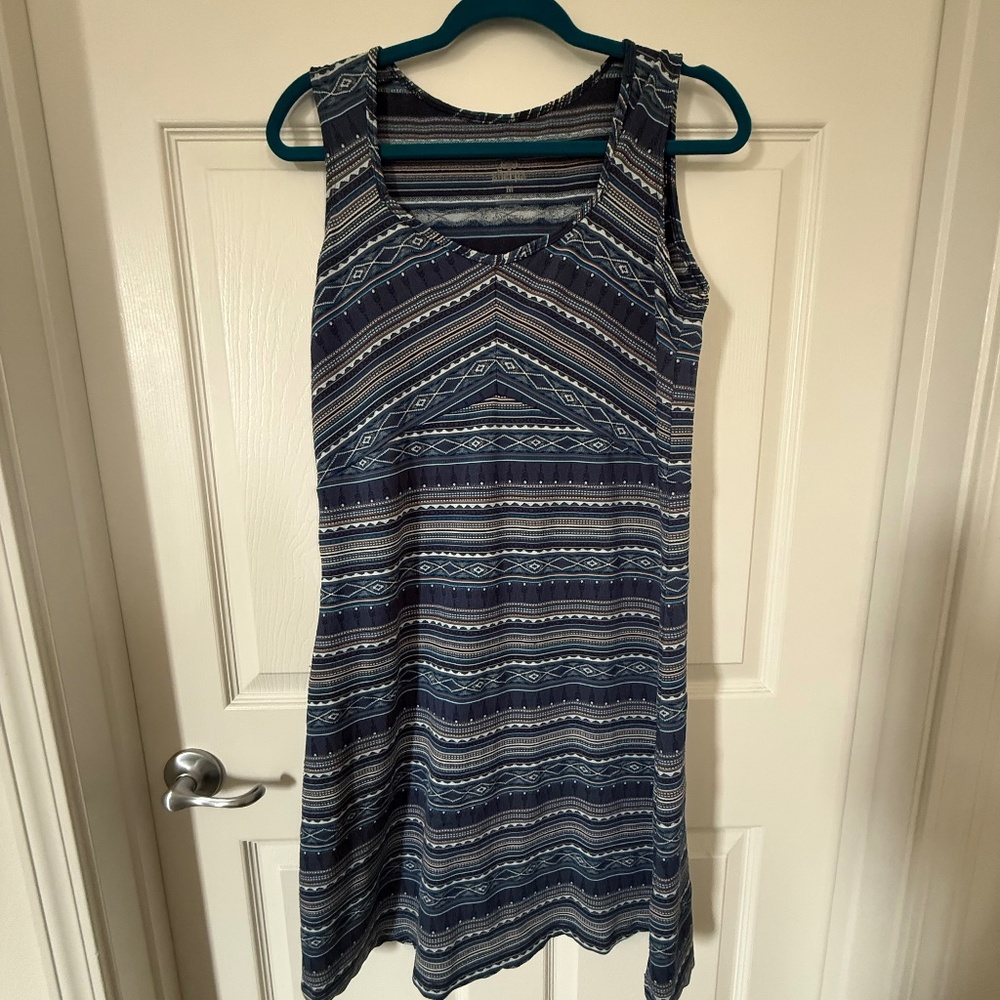 Sleeveless Navy Striped Print Dress